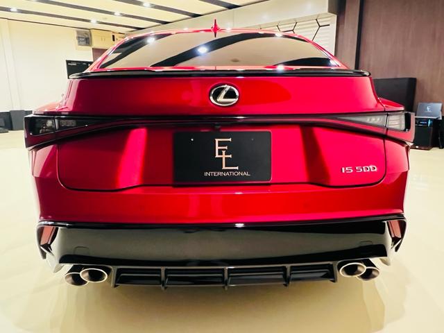 ＩＳ ＩＳ５００　Ｆスポーツパフォーマンス　マークレビンソン　新品ＲＳＲ車高調　ワイトレ　寒冷地仕様　ムーンルーフ　ワンオーナー禁煙車　オプションカラー　オレンジキャリパー　ナビ　テレビ　ＥＴＣ　パノラマビュー　新車保証（10枚目）