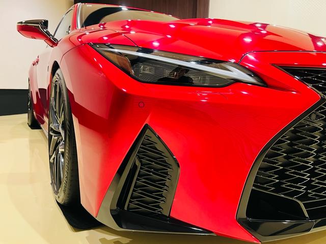 ＩＳ ＩＳ５００　Ｆスポーツパフォーマンス　マークレビンソン　新品ＲＳＲ車高調　ワイトレ　寒冷地仕様　ムーンルーフ　ワンオーナー禁煙車　オプションカラー　オレンジキャリパー　ナビ　テレビ　ＥＴＣ　パノラマビュー　新車保証（18枚目）