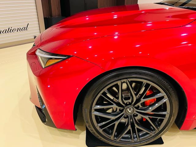 ＩＳ ＩＳ５００　Ｆスポーツパフォーマンス　マークレビンソン　新品ＲＳＲ車高調　ワイトレ　寒冷地仕様　ムーンルーフ　ワンオーナー禁煙車　オプションカラー　オレンジキャリパー　ナビ　テレビ　ＥＴＣ　パノラマビュー　新車保証（22枚目）