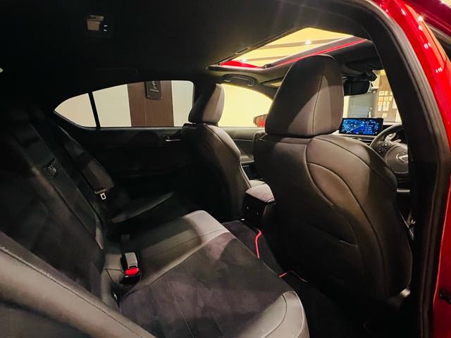 ＩＳ ＩＳ５００　Ｆスポーツパフォーマンス　マークレビンソン　新品ＲＳＲ車高調　ワイトレ　寒冷地仕様　ムーンルーフ　ワンオーナー禁煙車　オプションカラー　オレンジキャリパー　ナビ　テレビ　ＥＴＣ　パノラマビュー　新車保証（45枚目）