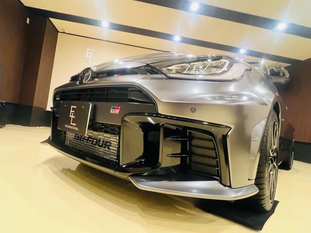 ＧＲヤリス ＲＺハイパフォーマンスセバスチャンオジエエディション　世界限定車１００台　シリアル３３　新品ＴＥＩＮ車高ワイトレ　ワンオーナー禁煙車　新車保証　ＪＢＬプレミアサウンド　カーボンルーフ　カーボン軽量ラリースポイラー　ディーラー記録簿　ナビテレビＥＴＣ（36枚目）