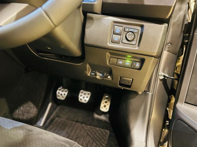 ＧＲヤリス ＲＺハイパフォーマンスセバスチャンオジエエディション　世界限定車１００台　シリアル３３　新品ＴＥＩＮ車高ワイトレ　ワンオーナー禁煙車　新車保証　ＪＢＬプレミアサウンド　カーボンルーフ　カーボン軽量ラリースポイラー　ディーラー記録簿　ナビテレビＥＴＣ（43枚目）
