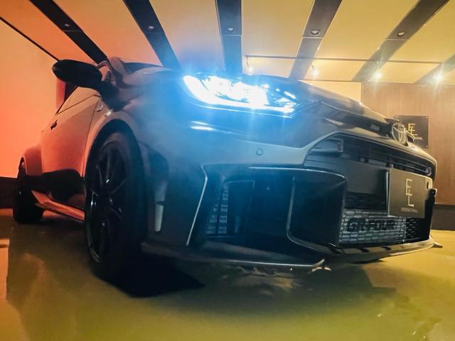 ＧＲヤリス ＲＺハイパフォーマンスセバスチャンオジエエディション　世界限定車１００台　シリアル３３　新品ＴＥＩＮ車高ワイトレ　ワンオーナー禁煙車　新車保証　ＪＢＬプレミアサウンド　カーボンルーフ　カーボン軽量ラリースポイラー　ディーラー記録簿　ナビテレビＥＴＣ（76枚目）