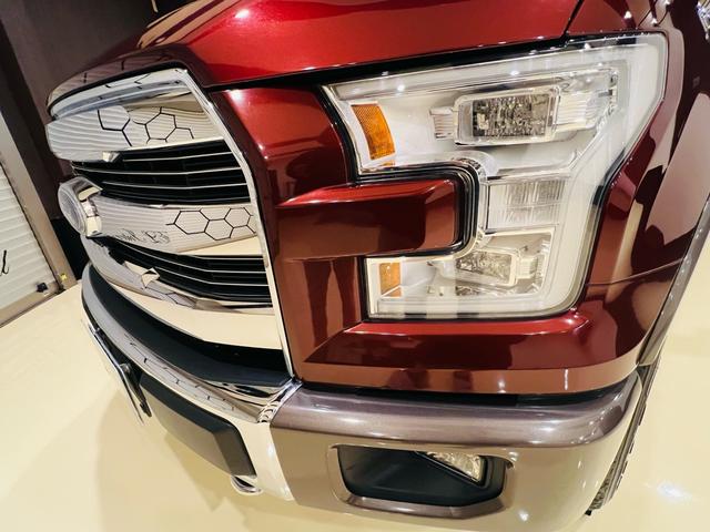 F-150 キングランチ 新車並行 V8 5000CC 4WD 大型サンルーフ キングランチ専用インテリア 360度カメラ オートステップ ハードトノカバー マッサージシート シートエアコン ヒッチメンバー ETC(12枚目)