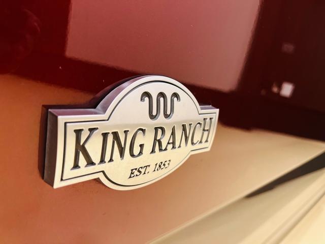 F-150 キングランチ 新車並行 V8 5000CC 4WD 大型サンルーフ キングランチ専用インテリア 360度カメラ オートステップ ハードトノカバー マッサージシート シートエアコン ヒッチメンバー ETC(14枚目)