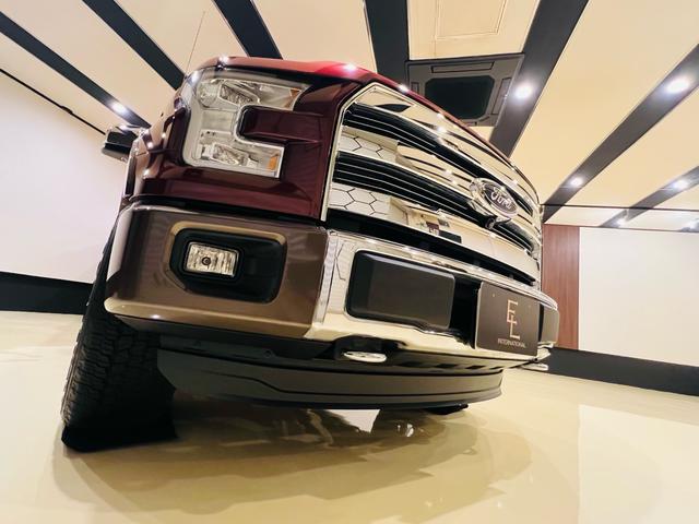 F-150 キングランチ 新車並行 V8 5000CC 4WD 大型サンルーフ キングランチ専用インテリア 360度カメラ オートステップ ハードトノカバー マッサージシート シートエアコン ヒッチメンバー ETC(18枚目)