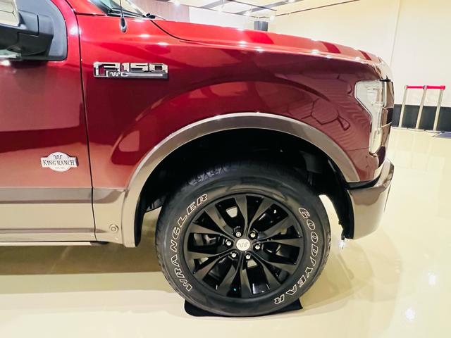 F-150 キングランチ 新車並行 V8 5000CC 4WD 大型サンルーフ キングランチ専用インテリア 360度カメラ オートステップ ハードトノカバー マッサージシート シートエアコン ヒッチメンバー ETC(23枚目)