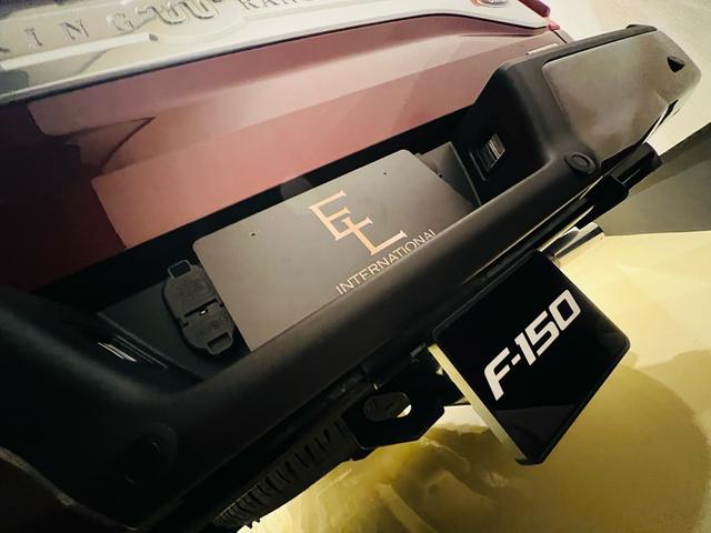 F-150 キングランチ 新車並行 V8 5000CC 4WD 大型サンルーフ キングランチ専用インテリア 360度カメラ オートステップ ハードトノカバー マッサージシート シートエアコン ヒッチメンバー ETC(33枚目)