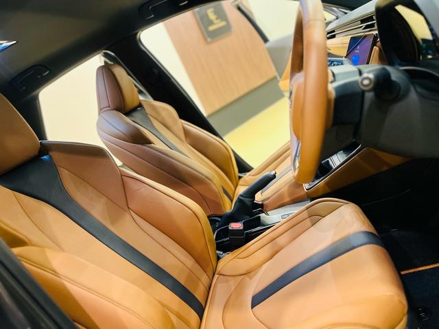 ＬＢＸ モリゾウ　ＲＲ　ビスポークビルド　限定車　マークレビンソン　ベージュインテリア　新品ブリッツ車高調　新品ワイトレ　前後前後ドラレコ　デジタルインナーミラー　新車保証　ワンオーナー　禁煙車　イエローキャリバー　Ｆ６　ミッション（32枚目）