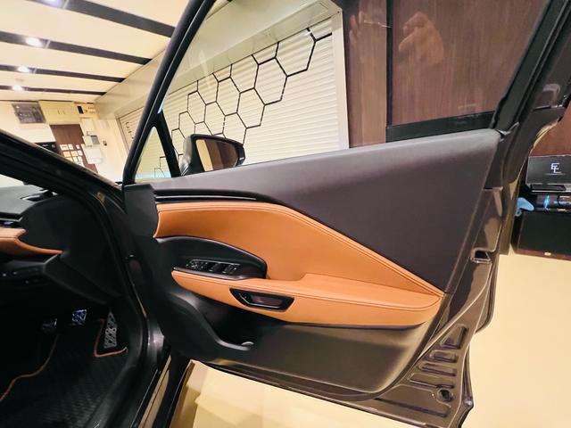 ＬＢＸ モリゾウ　ＲＲ　ビスポークビルド　限定車　マークレビンソン　ベージュインテリア　新品ブリッツ車高調　新品ワイトレ　前後前後ドラレコ　デジタルインナーミラー　新車保証　ワンオーナー　禁煙車　イエローキャリバー　Ｆ６　ミッション（34枚目）