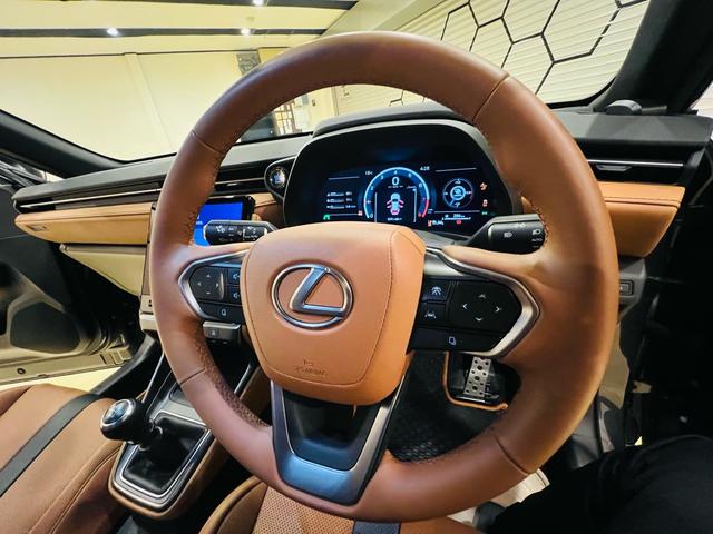 ＬＢＸ モリゾウ　ＲＲ　ビスポークビルド　限定車　マークレビンソン　ベージュインテリア　新品ブリッツ車高調　新品ワイトレ　前後前後ドラレコ　デジタルインナーミラー　新車保証　ワンオーナー　禁煙車　イエローキャリバー　Ｆ６　ミッション（40枚目）