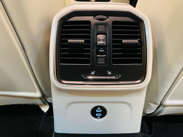 マカン マカンＳ　ＯＰ３９９　ワンオーナー禁煙車　禁煙車　ＯＰスポクロ　ＯＰホワイトレザーＰＫＧ　ＯＰルーフライニング　ＯＰパノラマルーフ　ＯＰ２１インチスパイダーＡＷ　ＯＰエクステリアＰＫＧ　ＯＰテインテッドＬＥ（59枚目）