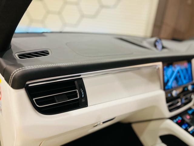 マカン マカンＳ　ＯＰ３９９　ワンオーナー禁煙車　禁煙車　ＯＰスポクロ　ＯＰホワイトレザーＰＫＧ　ＯＰルーフライニング　ＯＰパノラマルーフ　ＯＰ２１インチスパイダーＡＷ　ＯＰエクステリアＰＫＧ　ＯＰテインテッドＬＥ（65枚目）