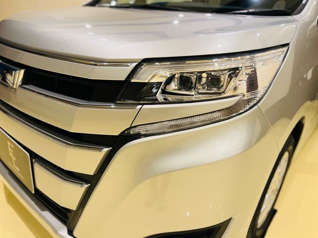 ノア ハイブリッドＸ　純正　ナビ　フルセグテレビ　ＥＴＣ　パワースライドドア　トヨタセーフティセンス　スマートキー（12枚目）