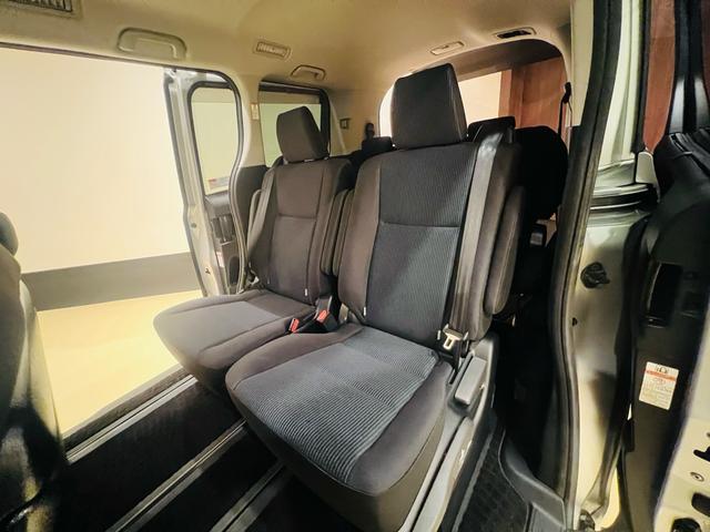 ノア ハイブリッドＸ　純正　ナビ　フルセグテレビ　ＥＴＣ　パワースライドドア　トヨタセーフティセンス　スマートキー（42枚目）