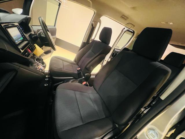 ノア ハイブリッドＸ　純正　ナビ　フルセグテレビ　ＥＴＣ　パワースライドドア　トヨタセーフティセンス　スマートキー（46枚目）