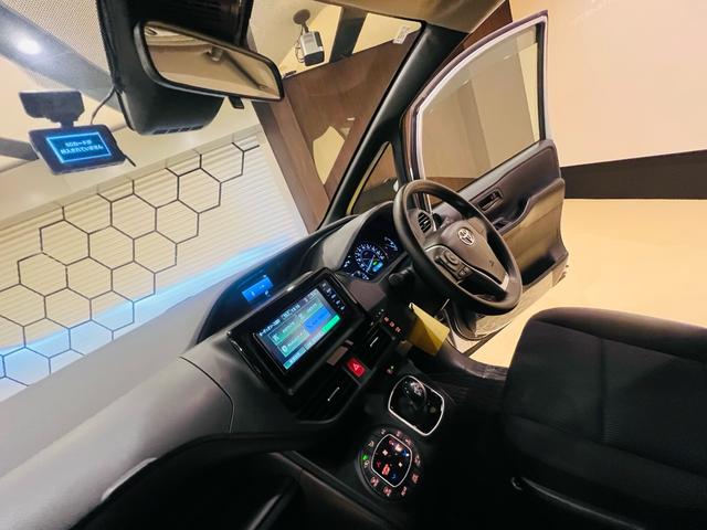 ノア ハイブリッドＸ　純正　ナビ　フルセグテレビ　ＥＴＣ　パワースライドドア　トヨタセーフティセンス　スマートキー（47枚目）