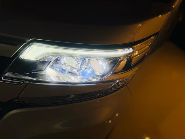 ノア ハイブリッドＸ　純正　ナビ　フルセグテレビ　ＥＴＣ　パワースライドドア　トヨタセーフティセンス　スマートキー（80枚目）