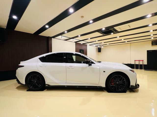 IS IS500 Fスポーツパフォーマンス 2025model OPマークレビンソン トムスマフラー トムスカーボンフルエアロ トムスカーボントランクスポイラー OPサンルーフ OPオレンジキャリパー OP TRDミラー 新車保証(9枚目)