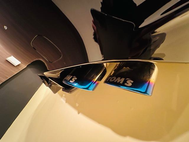 IS IS500 Fスポーツパフォーマンス 2025model OPマークレビンソン トムスマフラー トムスカーボンフルエアロ トムスカーボントランクスポイラー OPサンルーフ OPオレンジキャリパー OP TRDミラー 新車保証(18枚目)