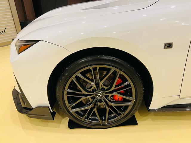 IS IS500 Fスポーツパフォーマンス 2025model OPマークレビンソン トムスマフラー トムスカーボンフルエアロ トムスカーボントランクスポイラー OPサンルーフ OPオレンジキャリパー OP TRDミラー 新車保証(34枚目)