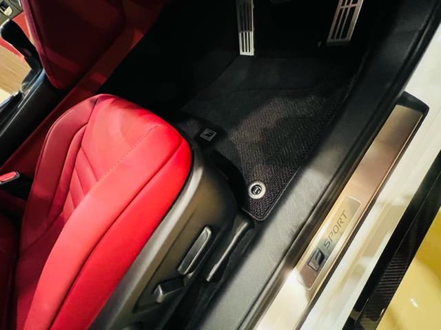 IS IS500 Fスポーツパフォーマンス 2025model OPマークレビンソン トムスマフラー トムスカーボンフルエアロ トムスカーボントランクスポイラー OPサンルーフ OPオレンジキャリパー OP TRDミラー 新車保証(42枚目)