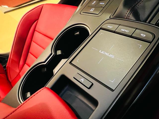 IS IS500 Fスポーツパフォーマンス 2025model OPマークレビンソン トムスマフラー トムスカーボンフルエアロ トムスカーボントランクスポイラー OPサンルーフ OPオレンジキャリパー OP TRDミラー 新車保証(56枚目)