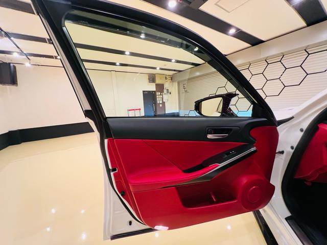 IS IS500 Fスポーツパフォーマンス 2025model OPマークレビンソン トムスマフラー トムスカーボンフルエアロ トムスカーボントランクスポイラー OPサンルーフ OPオレンジキャリパー OP TRDミラー 新車保証(65枚目)