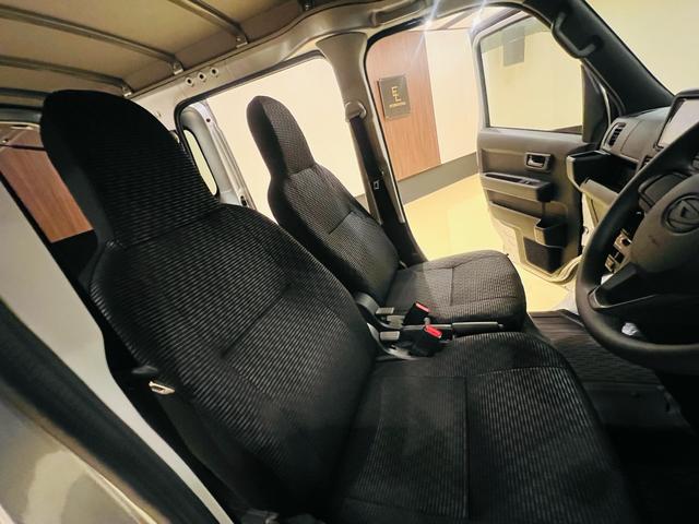 ハイゼットカーゴ ＤＸ　スマートアシスト　ナビ　テレビ　ＥＴＣ　バックカメラ　サイドバイザー　ラバーマットドライブレコーダー　キーレス　コーナーセンサー　サイドバイザー　新車保証　禁煙車（32枚目）