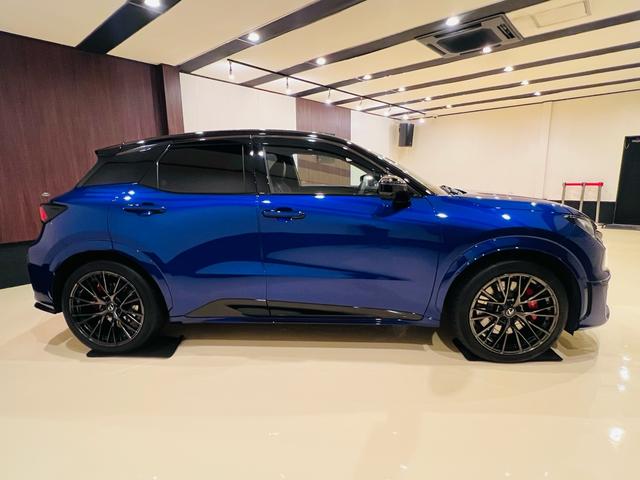 ＬＢＸ モリゾウ　ＲＲ　マークレビンソン　２０２５ｍｏｄｅｌ　ワンオーナー　禁煙車　新車保証　置くだけ充電　６速ミッション　ヘッドアップディスプレイ　取説　保証書　スペアキー　ブラックレザーシート　ブラインドスポットモニター（10枚目）