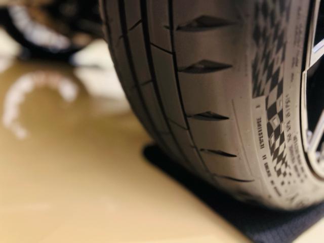 ＬＢＸ モリゾウ　ＲＲ　マークレビンソン　２０２５ｍｏｄｅｌ　ワンオーナー　禁煙車　新車保証　置くだけ充電　６速ミッション　ヘッドアップディスプレイ　取説　保証書　スペアキー　ブラックレザーシート　ブラインドスポットモニター（21枚目）