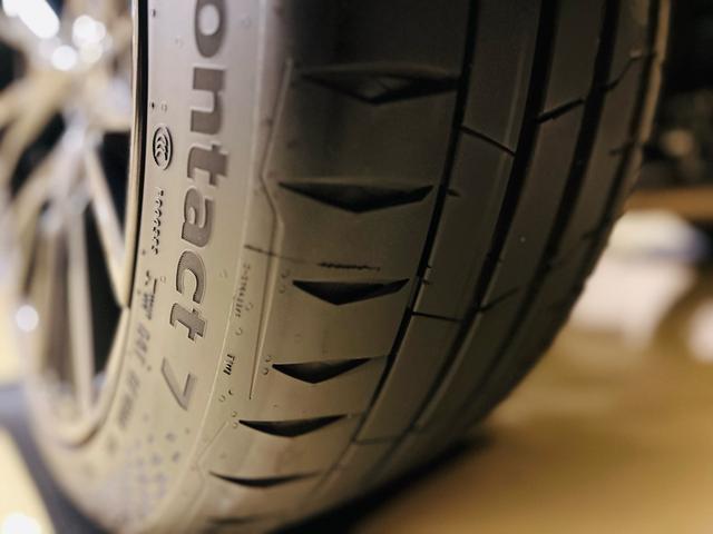 ＬＢＸ モリゾウ　ＲＲ　マークレビンソン　２０２５ｍｏｄｅｌ　ワンオーナー　禁煙車　新車保証　置くだけ充電　６速ミッション　ヘッドアップディスプレイ　取説　保証書　スペアキー　ブラックレザーシート　ブラインドスポットモニター（75枚目）