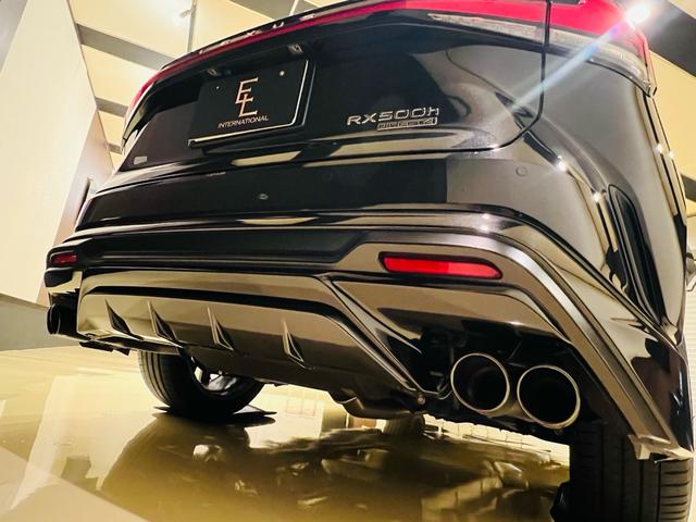 ＲＸ ＲＸ５００ｈ　Ｆスポーツパフォーマンス　２０２５改良モデル　マークレビンソン　ＴＲＤマフラー　ＴＲＤダイナミクスエアロＰＫＧ　大型パノラマルーフ　寒冷地仕様　輻射ヒーター　社外セキュリティシステム　ブラックルーフレール　置くだけ充電（15枚目）
