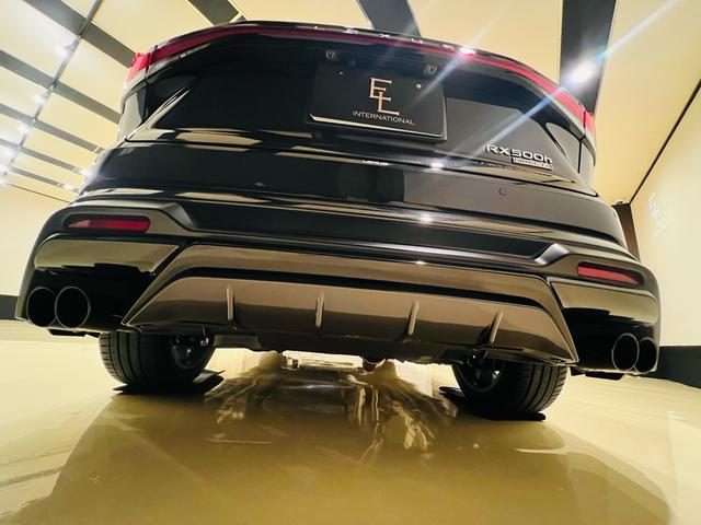 ＲＸ ＲＸ５００ｈ　Ｆスポーツパフォーマンス　２０２５改良モデル　マークレビンソン　ＴＲＤマフラー　ＴＲＤダイナミクスエアロＰＫＧ　大型パノラマルーフ　寒冷地仕様　輻射ヒーター　社外セキュリティシステム　ブラックルーフレール　置くだけ充電（16枚目）