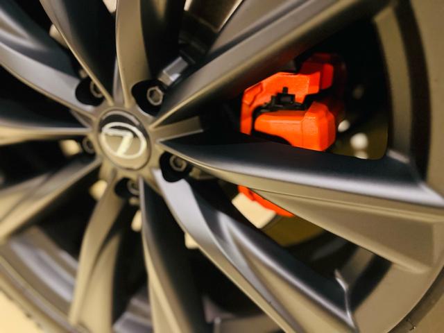 ＲＸ ＲＸ５００ｈ　Ｆスポーツパフォーマンス　２０２５改良モデル　マークレビンソン　ＴＲＤマフラー　ＴＲＤダイナミクスエアロＰＫＧ　大型パノラマルーフ　寒冷地仕様　輻射ヒーター　社外セキュリティシステム　ブラックルーフレール　置くだけ充電（26枚目）