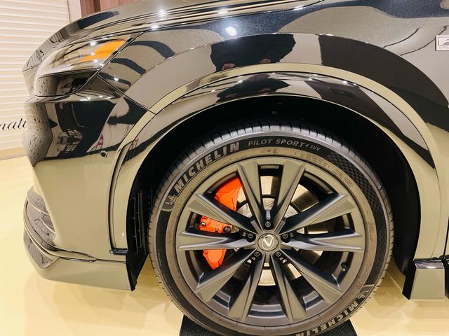 ＲＸ ＲＸ５００ｈ　Ｆスポーツパフォーマンス　２０２５改良モデル　マークレビンソン　ＴＲＤマフラー　ＴＲＤダイナミクスエアロＰＫＧ　大型パノラマルーフ　寒冷地仕様　輻射ヒーター　社外セキュリティシステム　ブラックルーフレール　置くだけ充電（28枚目）