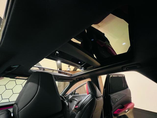 ＲＸ ＲＸ５００ｈ　Ｆスポーツパフォーマンス　２０２５改良モデル　マークレビンソン　ＴＲＤマフラー　ＴＲＤダイナミクスエアロＰＫＧ　大型パノラマルーフ　寒冷地仕様　輻射ヒーター　社外セキュリティシステム　ブラックルーフレール　置くだけ充電（66枚目）