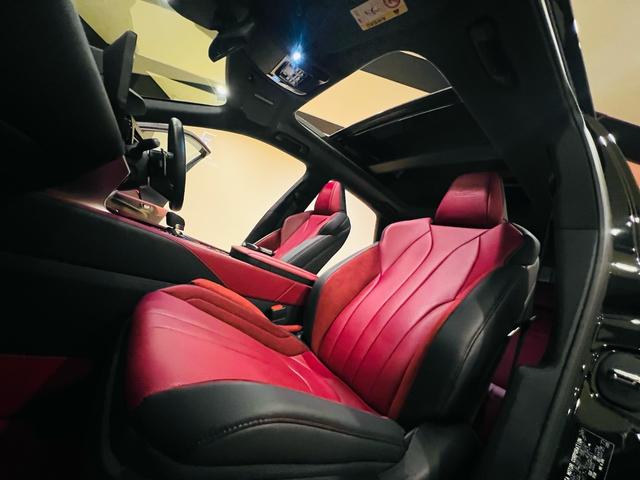 ＲＸ ＲＸ５００ｈ　Ｆスポーツパフォーマンス　２０２５改良モデル　マークレビンソン　ＴＲＤマフラー　ＴＲＤダイナミクスエアロＰＫＧ　大型パノラマルーフ　寒冷地仕様　輻射ヒーター　社外セキュリティシステム　ブラックルーフレール　置くだけ充電（68枚目）