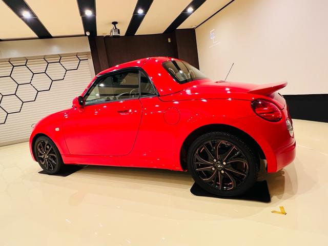 コペン ２ｎｄアニバーサリーエディション　レカロシート　カロッッエリアナビ　フルセグテレビ　ＥＴＣ　シートヒーター　ＭＯＭＯステアリングホイール（7枚目）