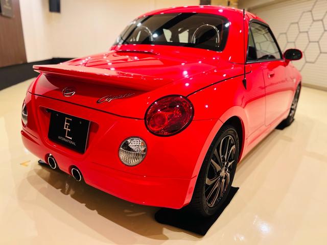 コペン ２ｎｄアニバーサリーエディション　レカロシート　カロッッエリアナビ　フルセグテレビ　ＥＴＣ　シートヒーター　ＭＯＭＯステアリングホイール（10枚目）