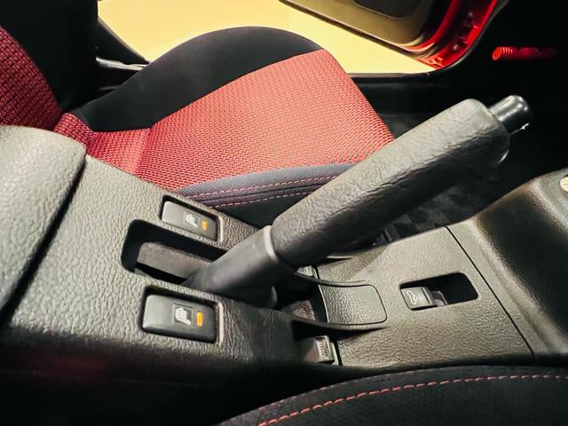 コペン ２ｎｄアニバーサリーエディション　レカロシート　カロッッエリアナビ　フルセグテレビ　ＥＴＣ　シートヒーター　ＭＯＭＯステアリングホイール（38枚目）