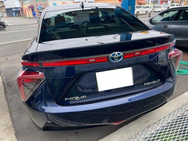 MIRAI ベースグレード レザーシート ステアリングヒーター クリアランスソナー シートメモリー レーダークルーズコントロール バックカメラ フルセグTV LEDヘッドライト パワーシート&シートヒーター 禁煙車(5枚目)