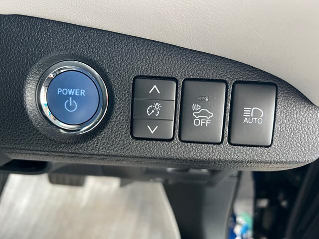 MIRAI ベースグレード レザーシート ステアリングヒーター クリアランスソナー シートメモリー レーダークルーズコントロール バックカメラ フルセグTV LEDヘッドライト パワーシート&シートヒーター 禁煙車(16枚目)