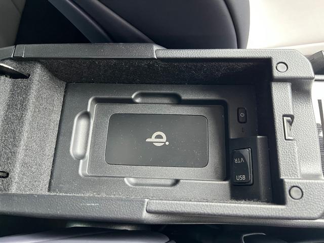 MIRAI ベースグレード レザーシート ステアリングヒーター クリアランスソナー シートメモリー レーダークルーズコントロール バックカメラ フルセグTV LEDヘッドライト パワーシート&シートヒーター 禁煙車(27枚目)