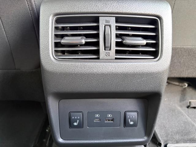 エクストレイル Ｘ　ｅ－４ＯＲＣＥ　禁煙車　ワンオーナー　　７人乗り　ＮＣナビ　ＥＴＣ２．０　前後ドラレコ　アラウンドビューモニター　アルミ　買取車両　内外装仕上　デジタルインナーミラー　寒冷地仕様　１７４１５ｋｍ（33枚目）