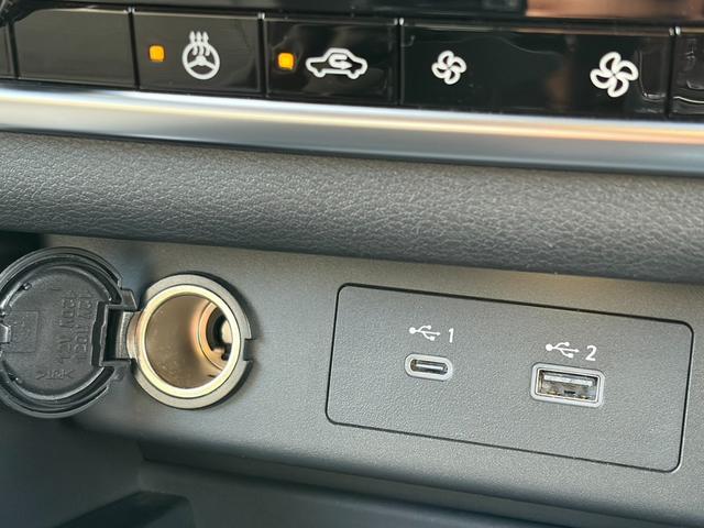 エクストレイル Ｘ　ｅ－４ＯＲＣＥ　禁煙車　ワンオーナー　　７人乗り　ＮＣナビ　ＥＴＣ２．０　前後ドラレコ　アラウンドビューモニター　アルミ　買取車両　内外装仕上　デジタルインナーミラー　寒冷地仕様　１７４１５ｋｍ（37枚目）