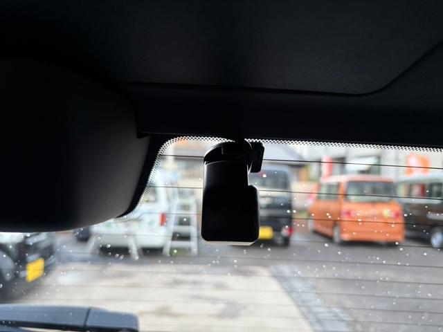 エクストレイル Ｘ　ｅ－４ＯＲＣＥ　禁煙車　ワンオーナー　　７人乗り　ＮＣナビ　ＥＴＣ２．０　前後ドラレコ　アラウンドビューモニター　アルミ　買取車両　内外装仕上　デジタルインナーミラー　寒冷地仕様　１７４１５ｋｍ（58枚目）