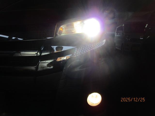 デイズ ハイウェイスター　Ｘ　４ＷＤ　ワンオーナー　エマージェンシーブレーキ　エコアイドル　メモリナビ　フルセグＴＶ　ＤＶＤ再生　Ｂｌｕｅｔｏｏｔｈ接続　アラウンドビューモニター　ＥＴＣ　ナビ連動ドラレコ　ＨＩＤライト　シートヒーター（19枚目）