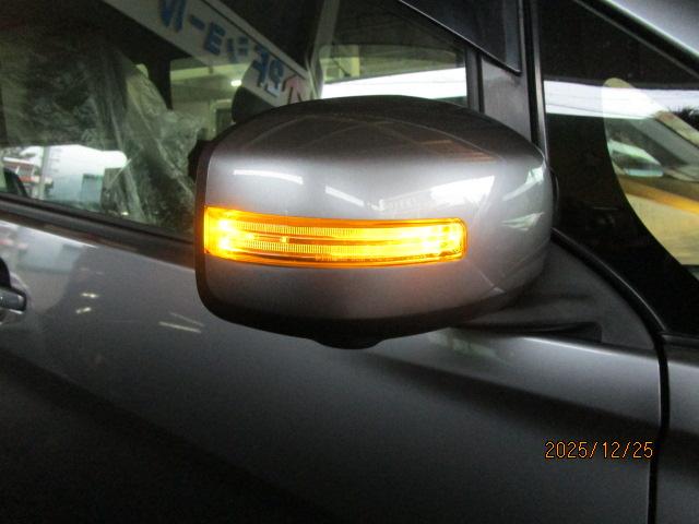 デイズ ハイウェイスター　Ｘ　４ＷＤ　ワンオーナー　エマージェンシーブレーキ　エコアイドル　メモリナビ　フルセグＴＶ　ＤＶＤ再生　Ｂｌｕｅｔｏｏｔｈ接続　アラウンドビューモニター　ＥＴＣ　ナビ連動ドラレコ　ＨＩＤライト　シートヒーター（20枚目）