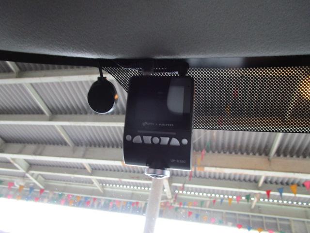 ワゴンRスティングレー T 4WD ターボ車 エコアイドル リヤコーナーセンサー スマートキー HIDライト オートライト シートヒーター ドアミラーヒーター ETC エンジンスターター 前後ドライブレコーダー フォグランプ(17枚目)